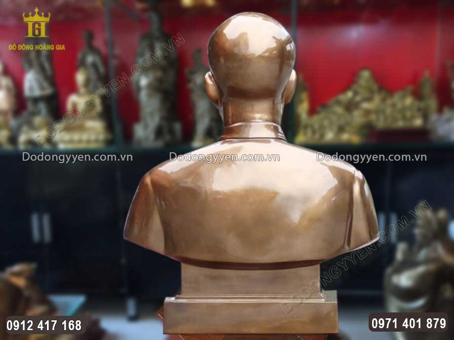 H&igrave;nh ảnh ph&iacute;a sau lưng của vật phẩm